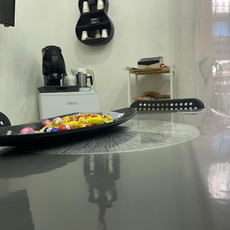 Tutta Nata Storia Appartement Napels Buitenkant foto