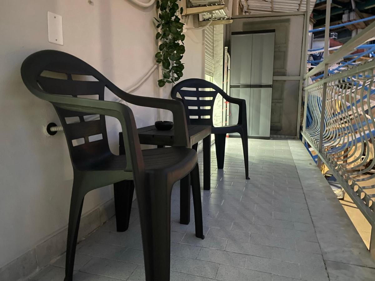 Tutta Nata Storia Appartement Napels Buitenkant foto